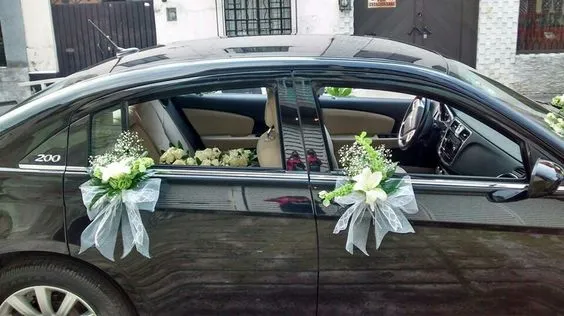 10+ Ide Dekor Hiasan Mobil Pengantin yang Unik & Keren 18