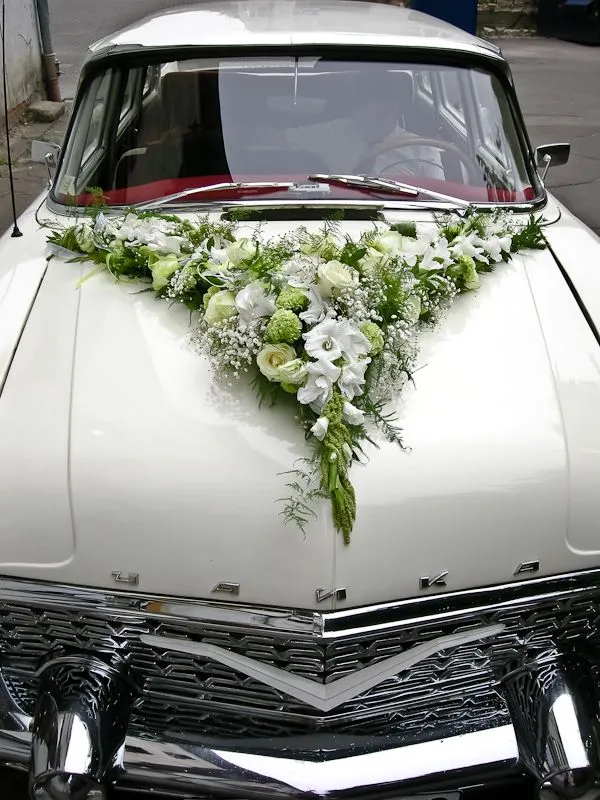 10+ Ide Dekor Hiasan Mobil Pengantin yang Unik & Keren 20