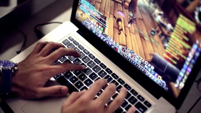 Kata Orang Sih Nggak Ada Faedahnya, Tapi 6 Kegiatan Anak Muda Ini Justru Bisa Bikin Kamu Sukses! 12