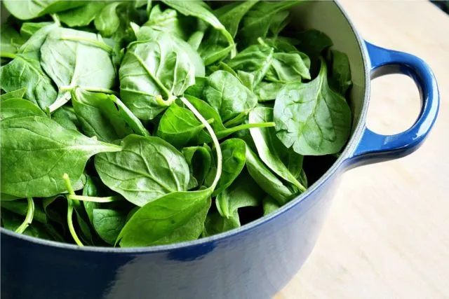 Gunakan 8 Bahan Alami Ini untuk Pewarna Makanan. Murah, Praktis dan Aman Buat Kesehatan 13