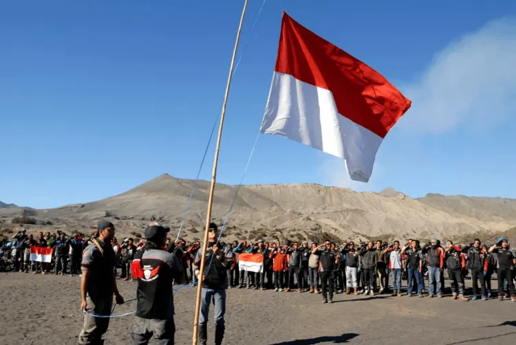 Gunung Rinjani Ditutup, Ini 7 Gunung yang Bisa Kamu Daki Untuk Upacara 17 Agustus! 14
