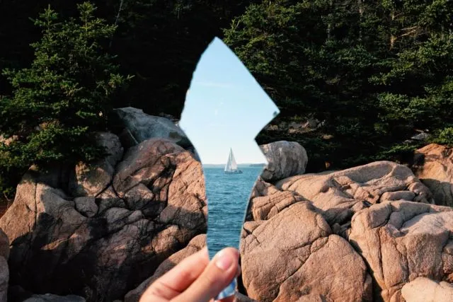 Trik Fotografi dengan Cermin Ini Harus Kamu Coba. Demi Foto Instagram yang Cetar Membahana! 20