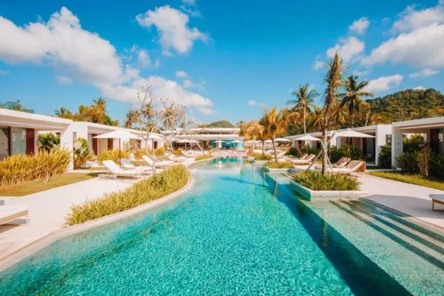 10 Hotel dan Villa Paling Romantis di Lombok. Cocok Buat Bulan Madu Bersama Kekasih Halalmu 19