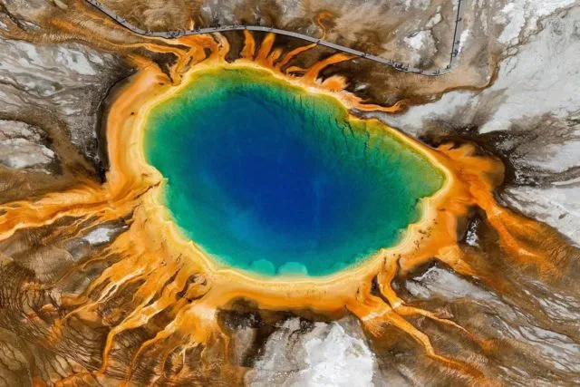 12 Warna Spektakuler di Dunia Ini Tercipta Berkat Kekuatan Alam. Murni Natural dan Bukan Rekaan! 15