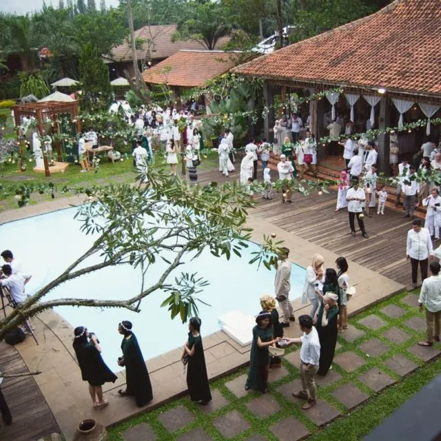 Pernikahan Bertema Game of Thrones dengan Latar Rustic Ini Jadi Sorotan. Unik dan Mengesankan! 22