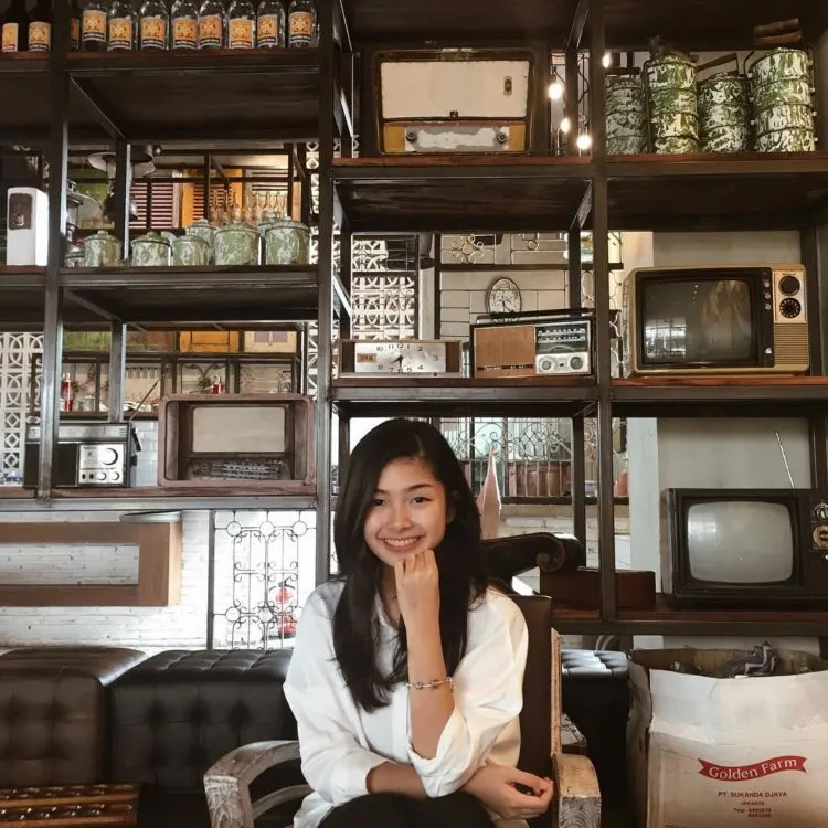 Elisa Jonathan, Kekasih Putra Sulung Ahok yang Tengah Menjadi Perbincangan. Cantik dan Berprestasi 6