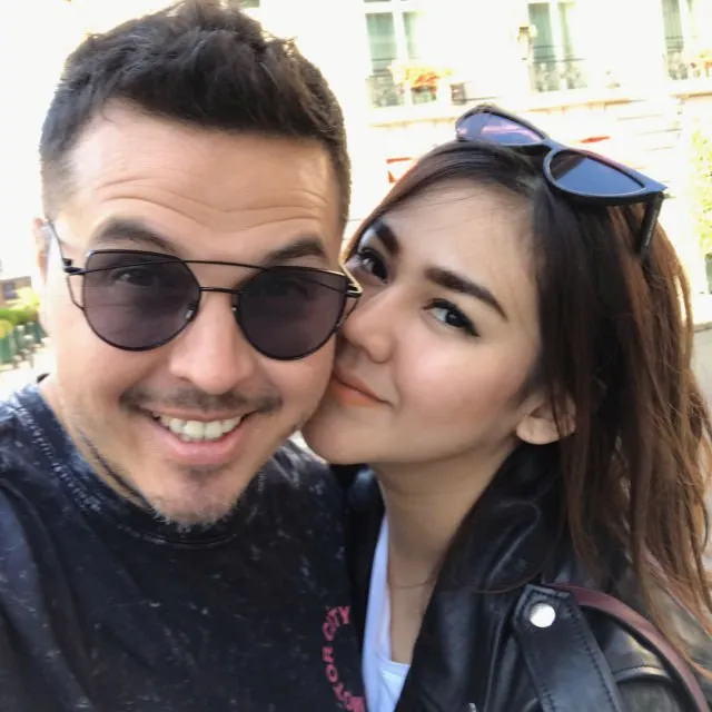 Deretan Selebriti yang Menikah dengan Duda. Kadang Jodoh Kita Masih Jadi Jodoh Orang Lain :D 10