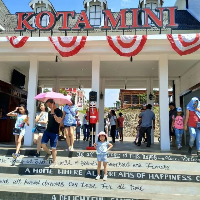 Kota Mini Lembang, Destinasi Hits di Bandung 10