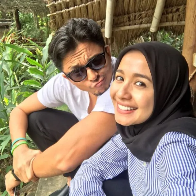 Kisah Singkat Namun Hebat Perjalanan Cinta Bella-Emran. Hanya Butuh 6 Bulan Sampai ke Pelaminan 16