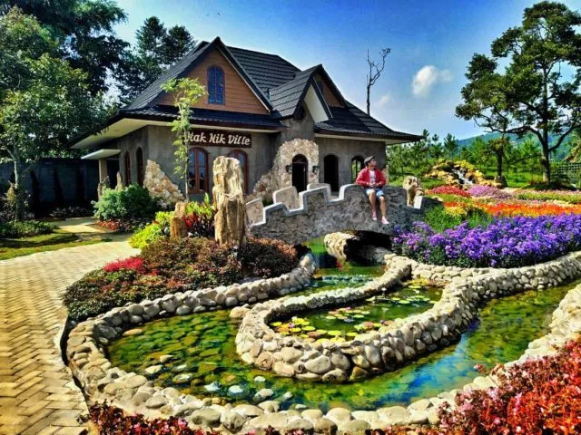 The Ranch Mega Mendung, Destinasi Wisata Kekinian dan Bernuansa Eropa di Puncak, Bogor! 6
