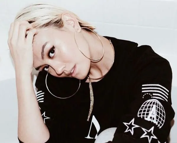 Belajar Jadi Cewek Tangguh dari Agnez Mo. Dulu Diremehkan, Sekarang Namanya Mendunia 10