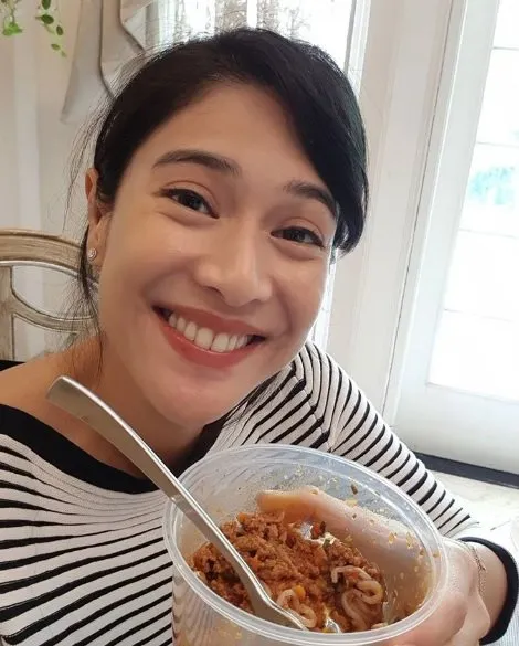 Nggak Sekadar Artis, Mereka Pun Geluti Usaha Lain yang Lebih Kekinian! 13