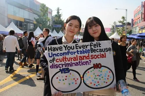 WNI Terluka Setelah Dianiaya Penjaga Klub Korea Selatan Hanya Karena Ia 'Orang Indonesia'. Kok Bisa? 10