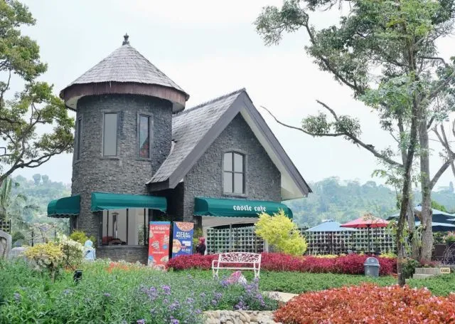 The Ranch Mega Mendung, Destinasi Wisata Kekinian dan Bernuansa Eropa di Puncak, Bogor! 8