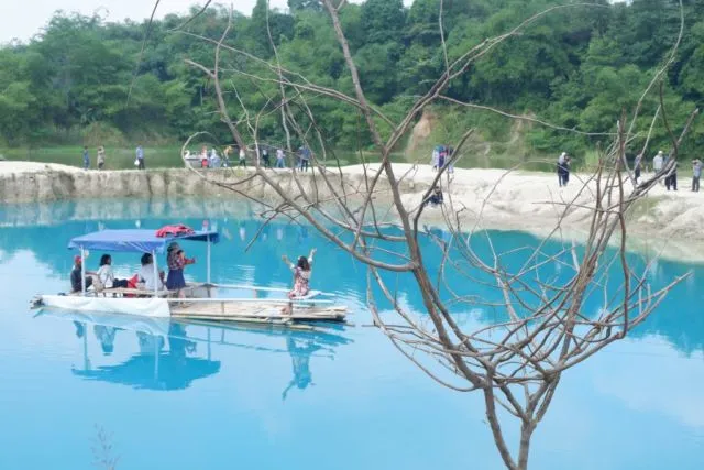 Telaga Biru Cigaru, Danau Berwarna Biru yang Sejuk Dipandang. Destinasi yang Nge-Hits di Tangerang! 13