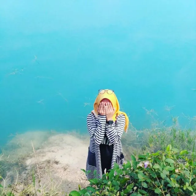 Telaga Biru Cigaru, Danau Berwarna Biru yang Sejuk Dipandang. Destinasi yang Nge-Hits di Tangerang! 11