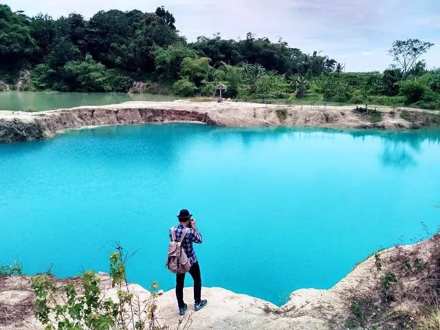 Telaga Biru Cigaru, Danau Berwarna Biru yang Sejuk Dipandang. Destinasi yang Nge-Hits di Tangerang! 8