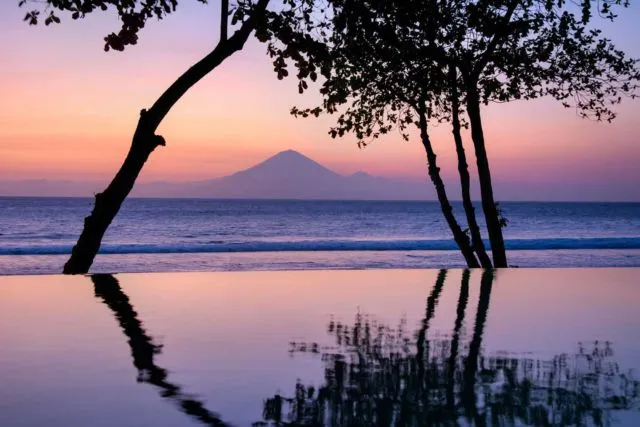 10 Hotel dan Villa Paling Romantis di Lombok. Cocok Buat Bulan Madu Bersama Kekasih Halalmu 18