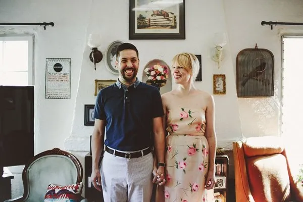 10 Pertanyaan yang Pasti Kamu Dengar. Saat Bertahan dengan Dia yang Jauh dari Kata Romantis 19