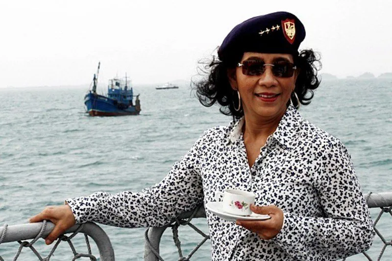 Berkat Kinerjanya, Pantas Saja Menteri Susi Digambarkan Sebagai Wonder Woman. Jagoannya Indonesia Nih! 6