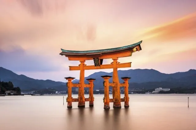 15 Destinasi Instagrammable Ini Harus Kamu Kunjungi Saat Berlibur di Jepang! Bikin Enggan Pulang 17