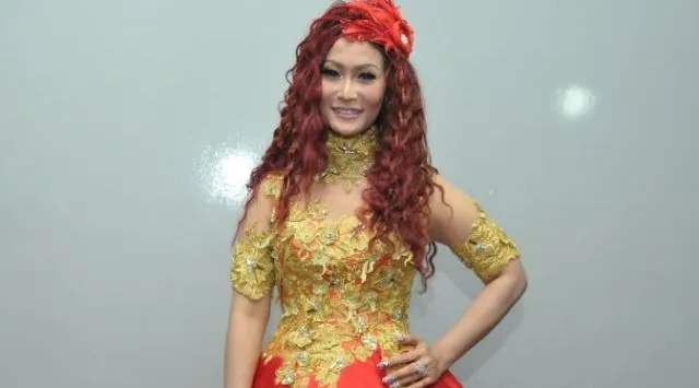 Perubahan Inul Daratista dari Waktu ke Waktu. Dari Manis Ala Kembang Desa Sampai Jadi Seperti Boneka 22