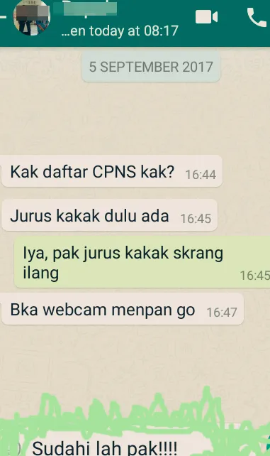 11+ Bukti Ganasnya Autocorrect dan Typo di Ponsel Pintar. Kadang Bikin Berantem karena Salah Paha! 16