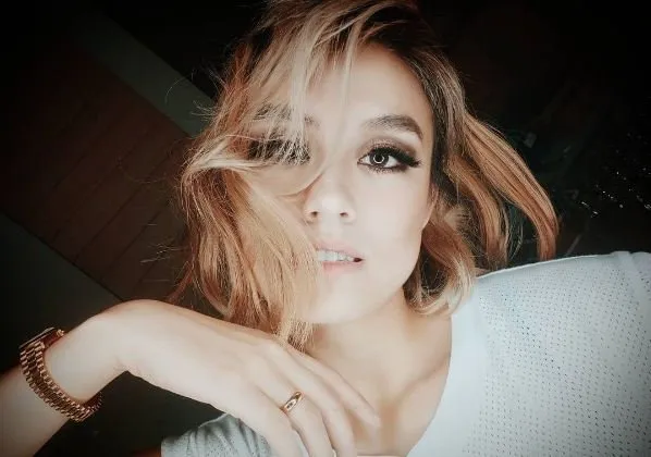 Belajar Jadi Cewek Tangguh dari Agnez Mo. Dulu Diremehkan, Sekarang Namanya Mendunia 8