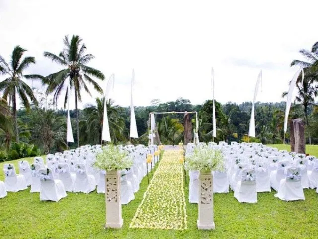 10 Inspirasi Penataan Lokasi Akad Nikah Outdoor, Cocok Buat Kalian Penyuka Suasana Alam 17