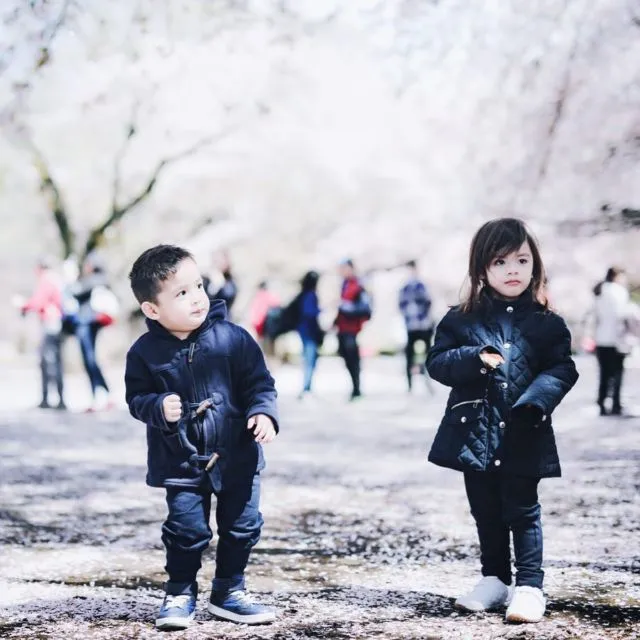 Galeri 12 Potret si Kembar Zac dan Zoe Anak Jonathan Frizzy. Selain Lucu, Mereka Juga Stylish Abis 20