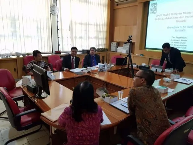 S2 dan S3 Hanya dalam Waktu 4 Tahun, Pemuda Indonesia Ini Raih Gelar Doktor di Usia 24 5
