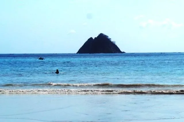 Ternyata Ada Pulau Terlarang di Lombok. Mitosnya, Semua yang Datang ke Sana Akan Mati! 6