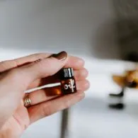 4 Alasan Kenapa Kamu Harus Memasukkan Face Oil ke Dalam Perawatan Wajah Sehari-harimu