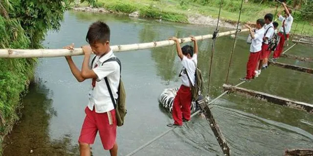 15 Seragam Sekolah Paling Keren dari Seluruh Dunia. Unik dan Sangat Bersahaja! 30