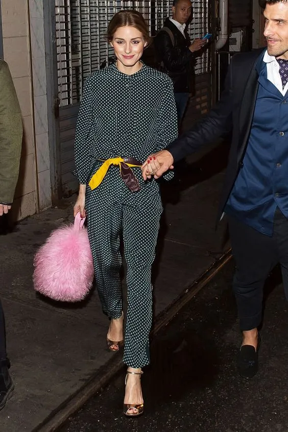 14 Inspirasi Busana Piyama 'Pajama Style' untuk Bepergian ke Luar Rumah. Because Why Not?! 24