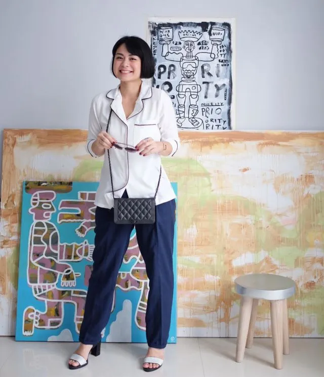 14 Inspirasi Busana Piyama 'Pajama Style' untuk Bepergian ke Luar Rumah. Because Why Not?! 17