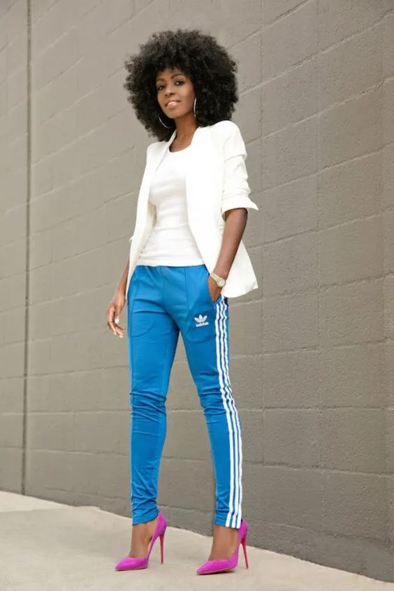 13 Inspirasi 'Track Pants Style'. Kini, Celana Training Ala Seragam Olahraga Bisa Dipakai Ke Mana-mana 23