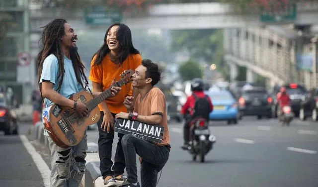 Pengamen Dinilai Makin Meresahkan. Ini 5 Alasan Kenapa Mereka Masih Banyak Berkeliaran 7