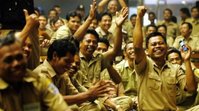 Selagi Pendaftarannya Masih Dibuka, Kamu Perlu Ketahui 6 Sikap yang Perlu PNS Punya 8