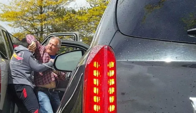 Terlibat Cekcok di Jalan, Wanita Jadi Korban Tampar Bapak-bapak. Ini Fenomena Psikologis Khusus Lho 7
