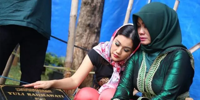 Mengenang 100 Hari Kepergian Jupe. Mulai dari Foto Terakhir yang Tersenyum Hingga Petisi Soal Vaksin 11