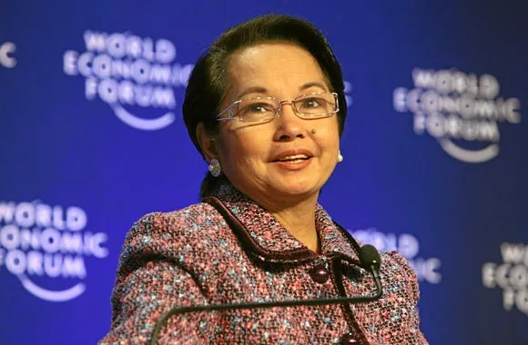 Halimah Yacob, Presiden Wanita Muslim Pertama di Singapura. Ia Bahkan Menang Tanpa Kontes 14