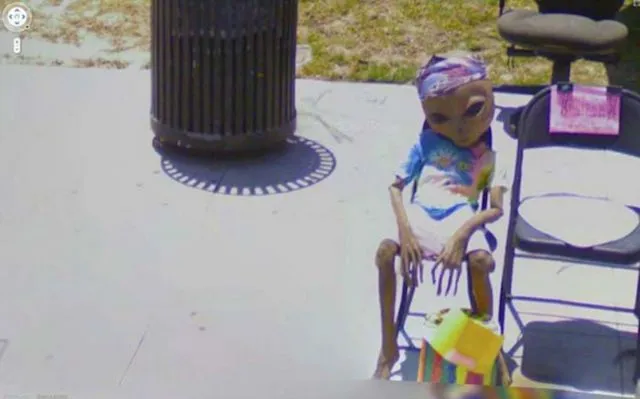 15 Foto Aneh yang Tertangkap oleh Google Maps. Ngeri Banget Sih 22