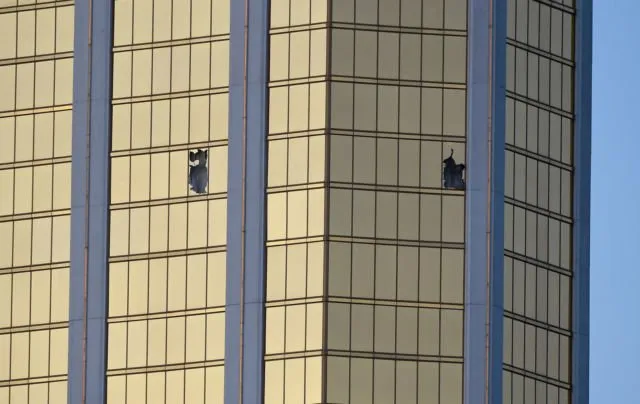 Awalnya Dikira Kembang Api, Ini Potret Kengerian Penembakan Membabi Buta di Las Vegas 21