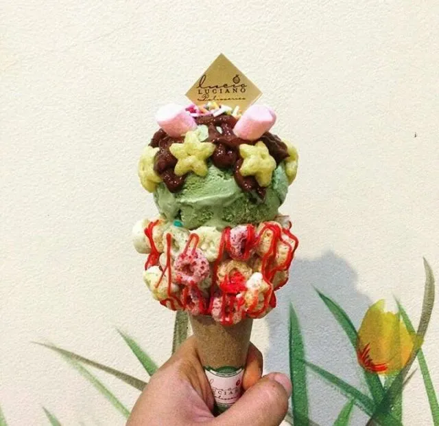 8 Es Krim yang Hits dan Instagramable di Bandung. Rasanya Maknyus! 10