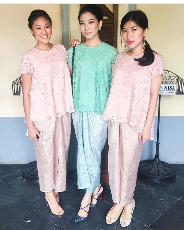 Kebaya Babydoll Is Back! Cocok Buat Acara Kondangan ataupun Lamaran 19