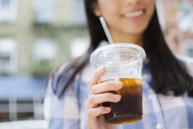 Sering Minum Es Teh Manis? Hati-hati, 5 Ancaman Kesehatan Ini Mengintaimu 10