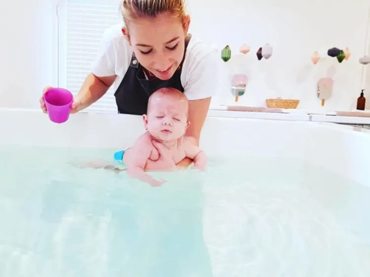 5 Hal Penting dan Wajib Dipertimbangkan Sebelum Ajak Bayimu ke Baby Spa 6