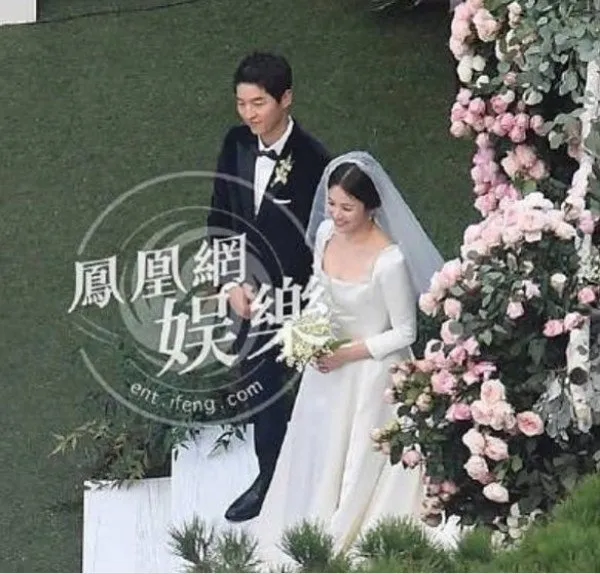 Inilah Cantiknya Song Hye Kyo di Hari Pernikahannya! Jadilah yang Pertama Tahu #SongSongCoupleWedding 11