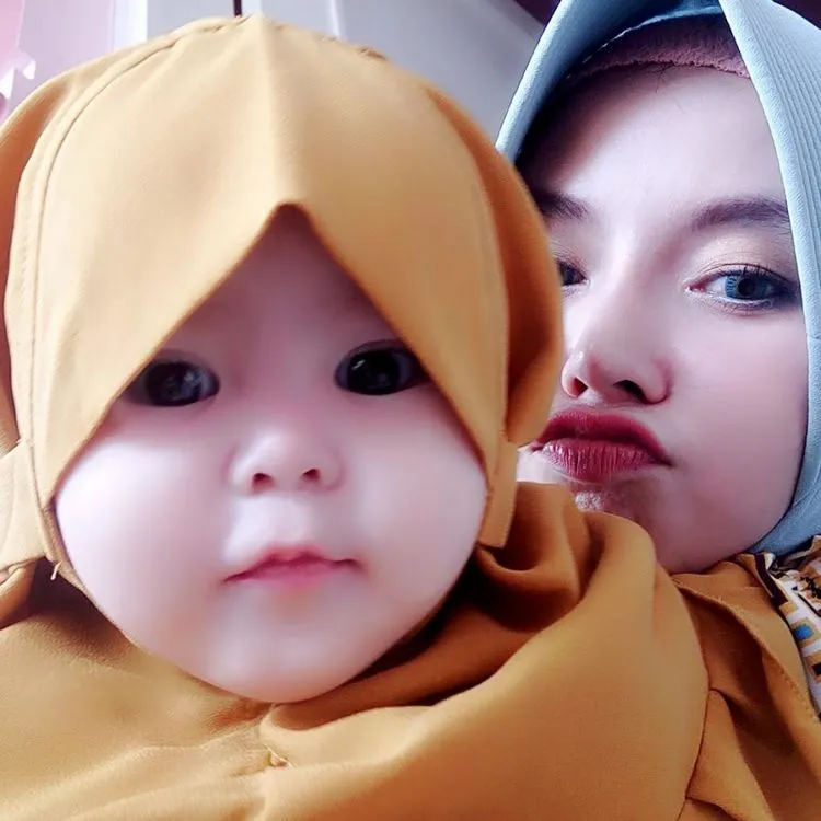 Yuk, Intip 11 Gaya Baby Naura, Selebgram Balita yang Tengah Jadi Idola! 20